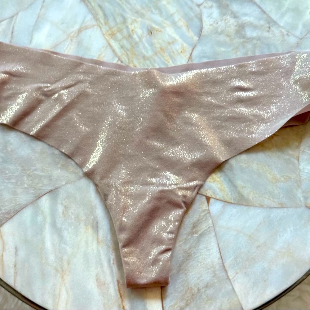 New Victoria’s Secret Very Sexy Thong Panty Satin Silky Medium No Show Shimmer